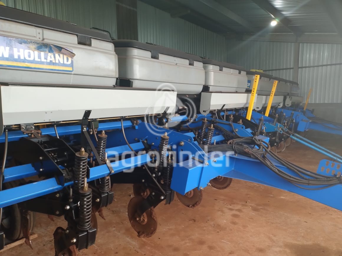 Plantadeira Múltipla New Holland PL 6013 Ano 2016 | agrofinder